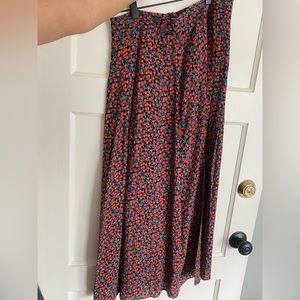 Floral flowy maxi dress with leg slit